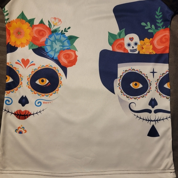Women's SKULL Tshirt - Picture 11 of 15